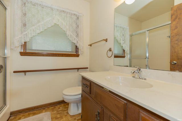4500 Longfield Drive, Evansville, IN 47710