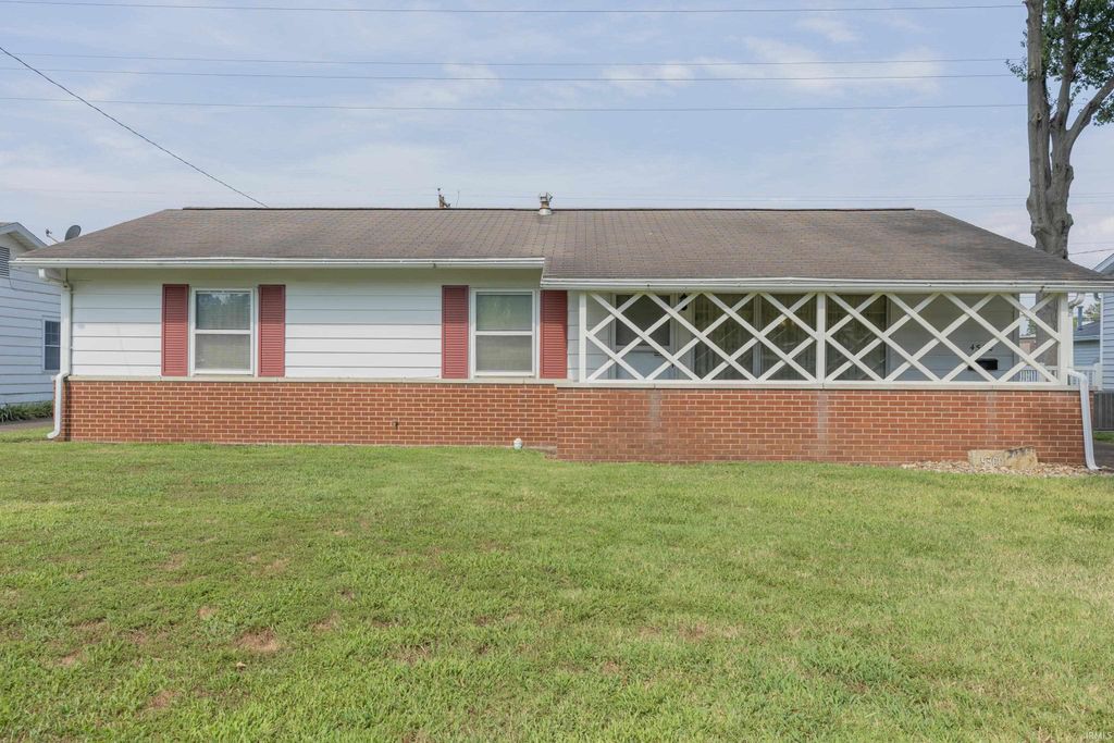4500 Longfield Drive, Evansville, IN 47710