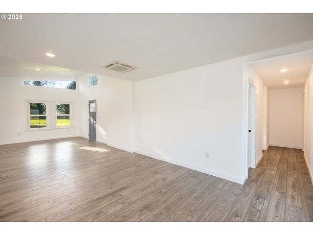 -1 TERRITORIAL Hwy, Junction City, OR 97448