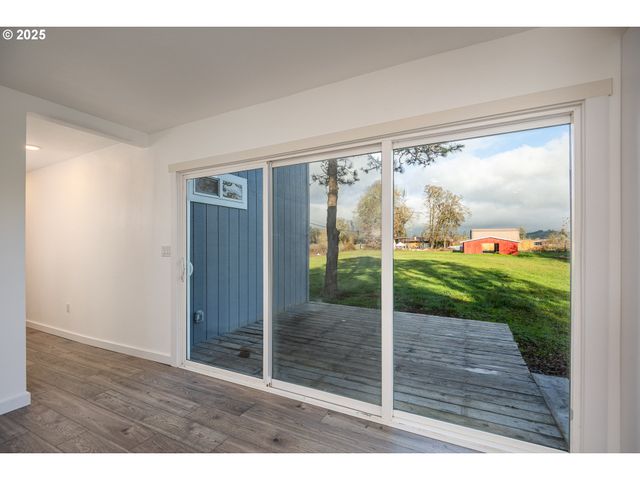 -1 TERRITORIAL Hwy, Junction City, OR 97448