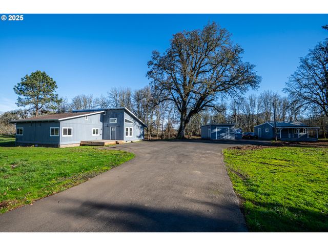 -1 TERRITORIAL Hwy, Junction City, OR 97448