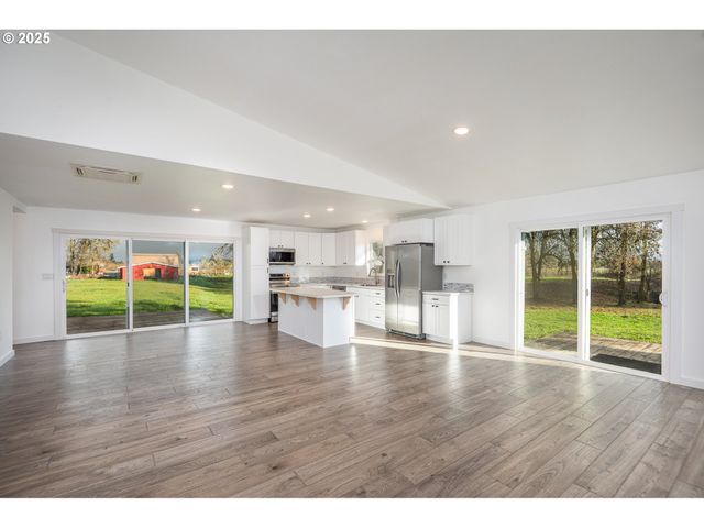 -1 TERRITORIAL Hwy, Junction City, OR 97448