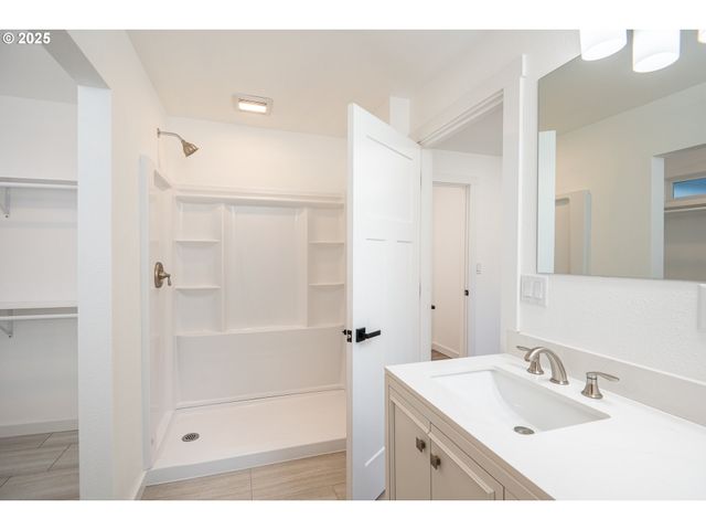 -1 TERRITORIAL Hwy, Junction City, OR 97448