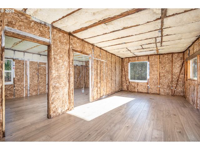 -1 TERRITORIAL Hwy, Junction City, OR 97448