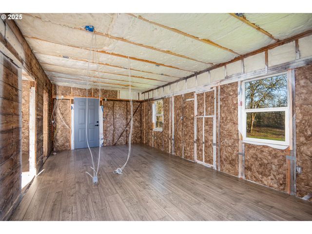 -1 TERRITORIAL Hwy, Junction City, OR 97448