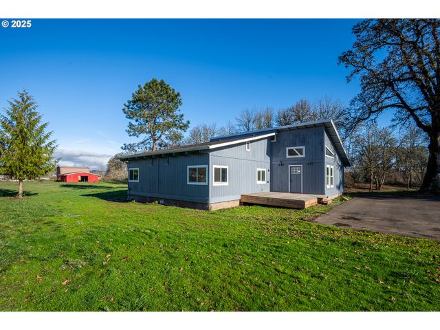 -1 TERRITORIAL Hwy, Junction City, OR 97448