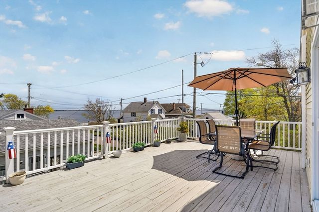17 Bellevue St, New Bedford, MA 02744