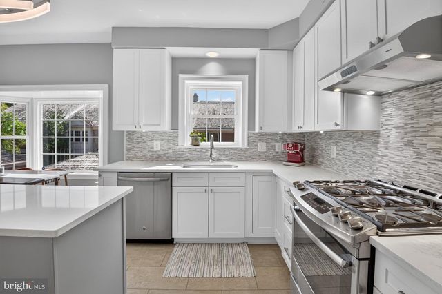 7917 QUARRY RIDGE WAY, Bethesda, MD 20817