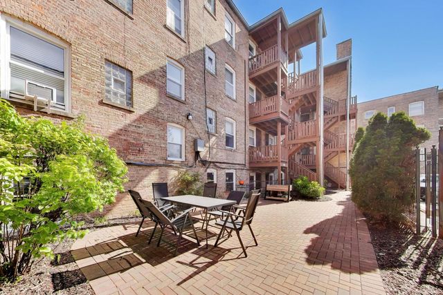436 N Harvey Avenue 1, Oak Park, IL 60302