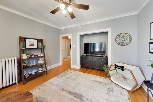 436 N Harvey Avenue 1, Oak Park, IL 60302