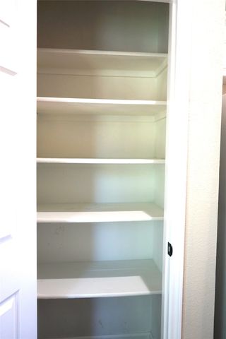 6322 Woolwich Drive, Arlington, TX 76001