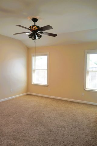 6322 Woolwich Drive, Arlington, TX 76001