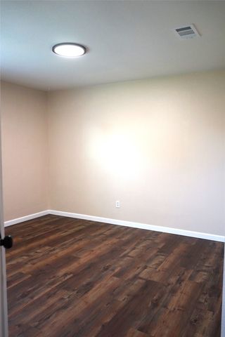 6322 Woolwich Drive, Arlington, TX 76001