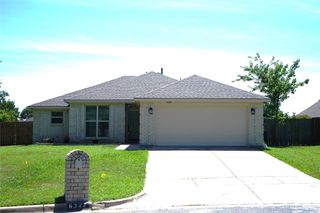 6322 Woolwich Drive, Arlington, TX 76001