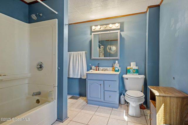 177 E State Street, Johnstown, NY 12095