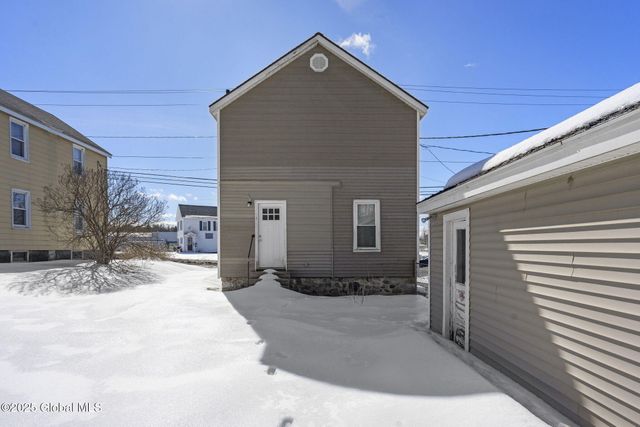 177 E State Street, Johnstown, NY 12095