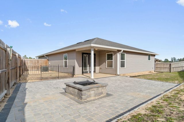 229 Croft Circle, Crestview, FL 32536