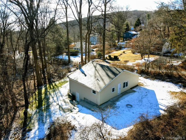 28 Quaker Road, Carmel, NY 10512