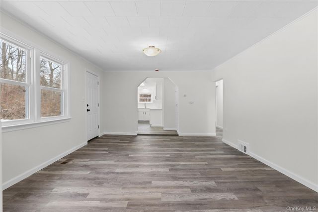 28 Quaker Road, Carmel, NY 10512