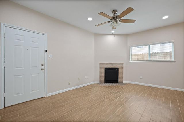 114 E 31st ST 112, Austin, TX 78705
