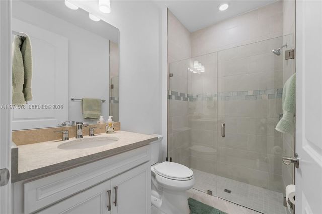 2715 Primrose Pl, Oakland Park, FL 33309