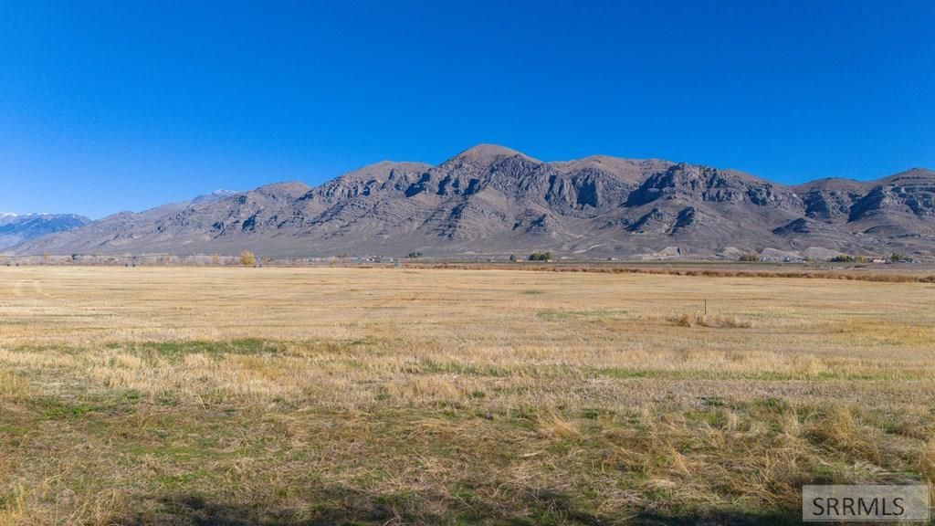 Image 2 of property listing at TBD Sunset Drive, Arco, ID 83213