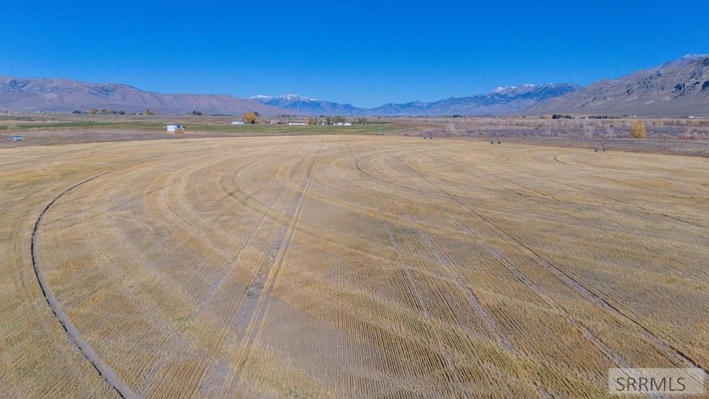 Image 4 of property listing at TBD Sunset Drive, Arco, ID 83213