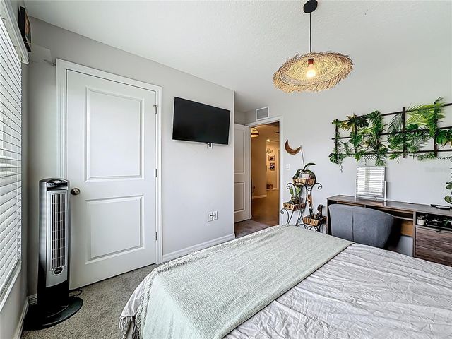 5209 SONG SPARROW TERRACE, Palmetto, FL 34221