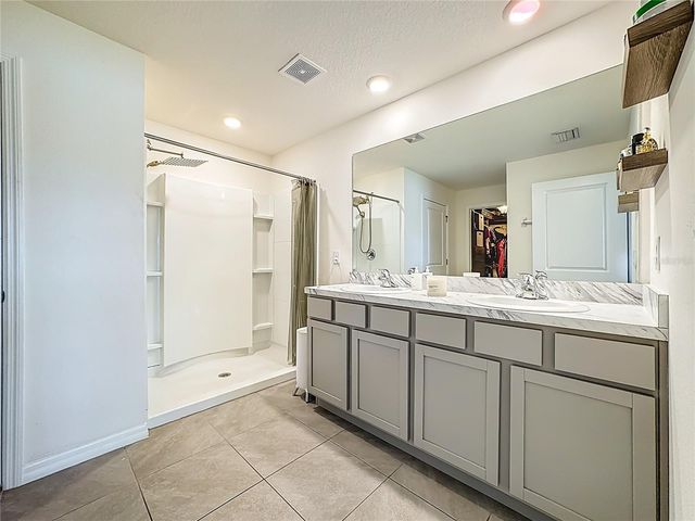 5209 SONG SPARROW TERRACE, Palmetto, FL 34221