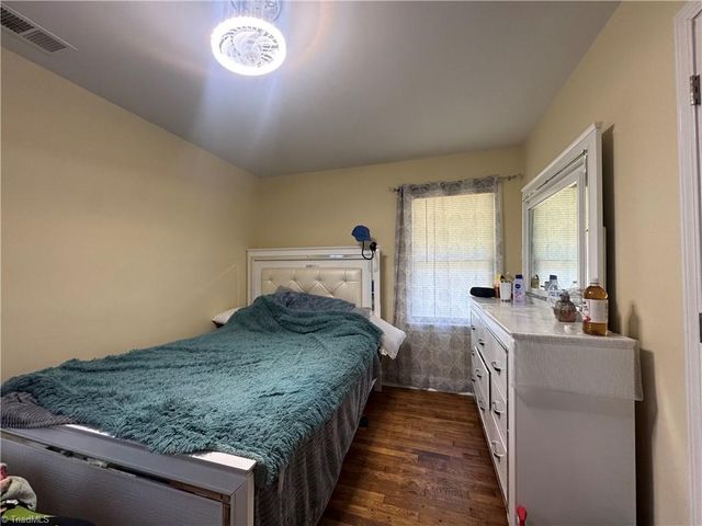 937 Glencoe Street, Winston-salem, NC 27107