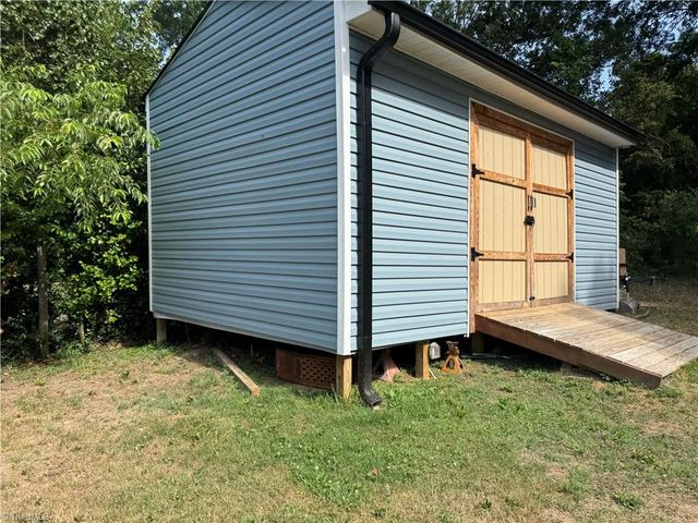 937 Glencoe Street, Winston-salem, NC 27107