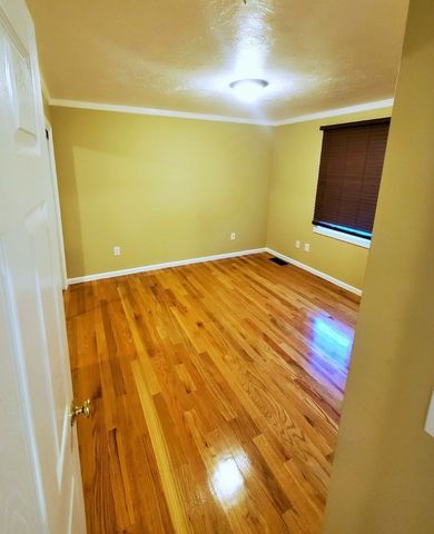 90 Central 002, East Bridgewater, MA 02333