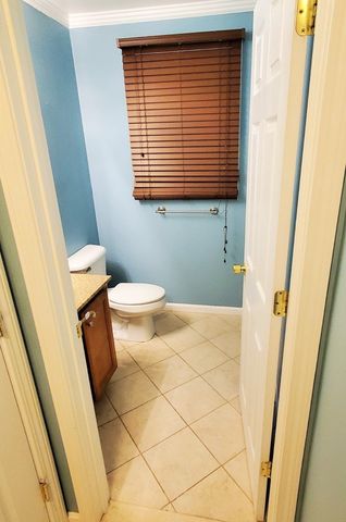 90 Central 002, East Bridgewater, MA 02333