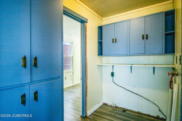 1510 ST. MARYS, Jefferson City, MO 65109