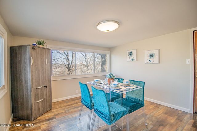 1510 ST. MARYS, Jefferson City, MO 65109