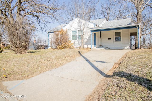 1510 ST. MARYS, Jefferson City, MO 65109