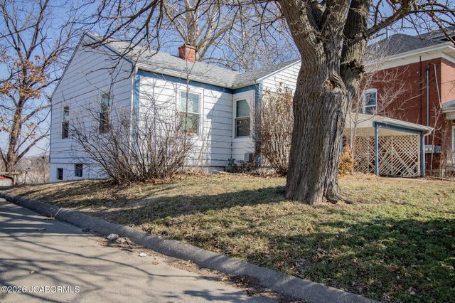 1510 ST. MARYS, Jefferson City, MO 65109