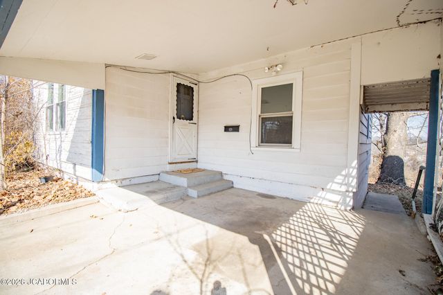 1510 ST. MARYS, Jefferson City, MO 65109