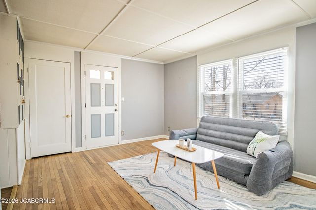 1510 ST. MARYS, Jefferson City, MO 65109