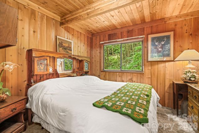 48 Easy Street, Waynesville, NC 28786