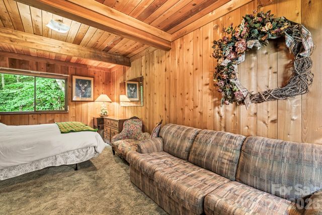 48 Easy Street, Waynesville, NC 28786
