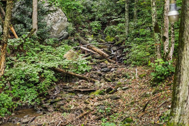 48 Easy Street, Waynesville, NC 28786