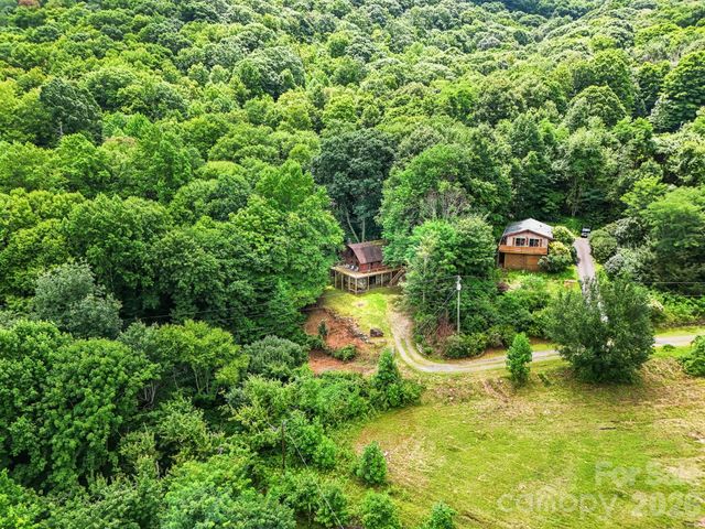 48 Easy Street, Waynesville, NC 28786