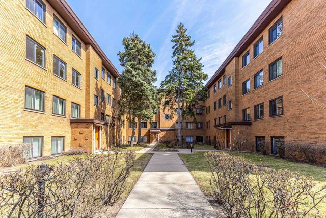 7355 N Ridge Boulevard 2A, Chicago, IL 60645