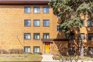 7355 N Ridge Boulevard 2A, Chicago, IL 60645