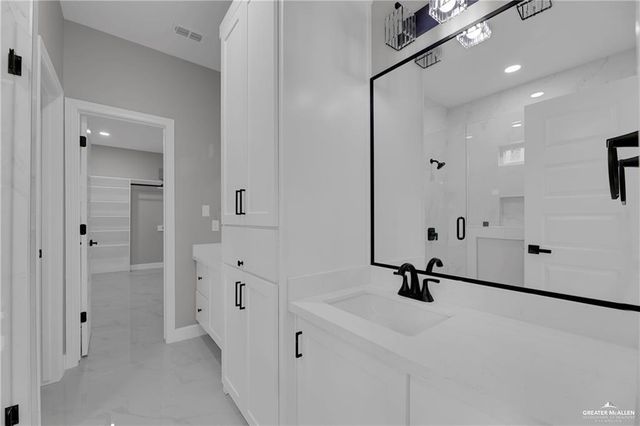 1305 W Oscar Street, Edinburg, TX 78541