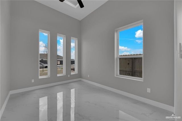 1305 W Oscar Street, Edinburg, TX 78541