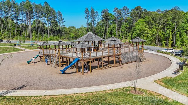 1496 Ardmore Drive, Sherrills Ford, NC 28673