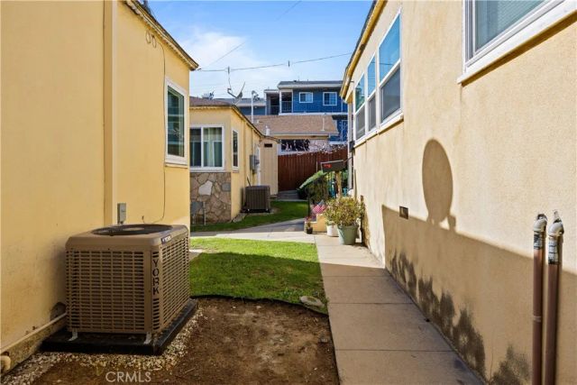 529 E Walnut, El Segundo, CA 90245
