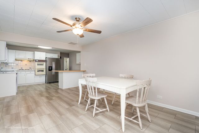 4331 Mann Street, Oak Forest, IL 60452